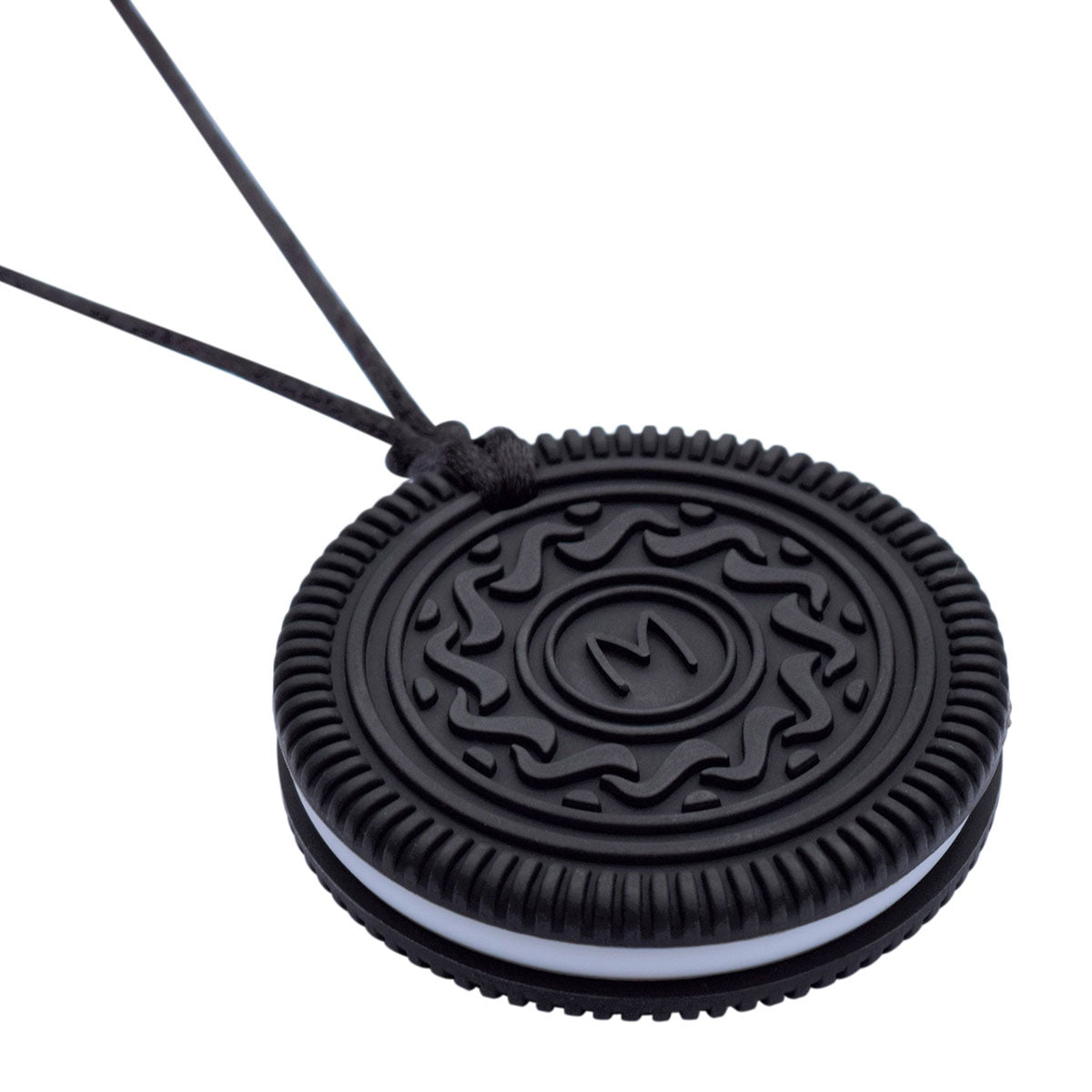 Munchables chewable necklace pendant in the form of a cookie