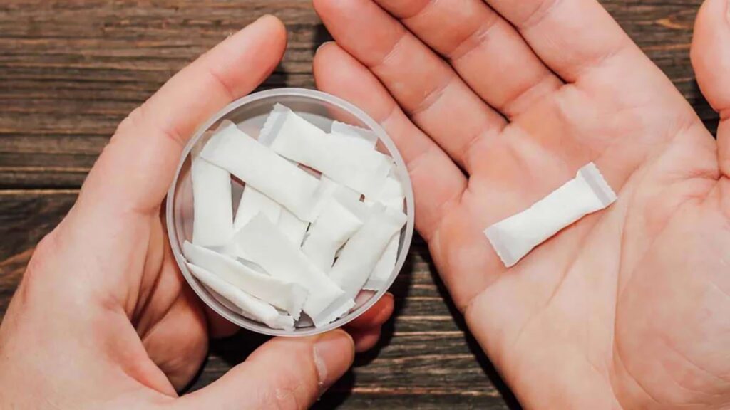 How Fast Is the Nicotine Pouch Industry Growing in America? [2025]